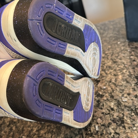 Jordan retro 2 dark concord sneakers - White and PurpleEUC 11 - Picture 9 of 12